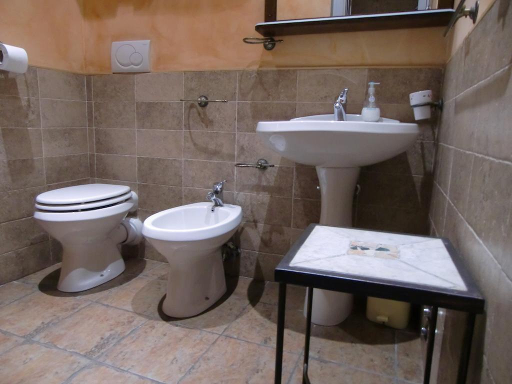 Momi Bed And Breakfast Rome Room photo